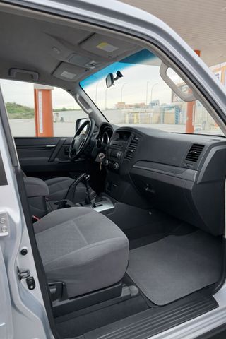 Mitsubishi Montero Intense 2007