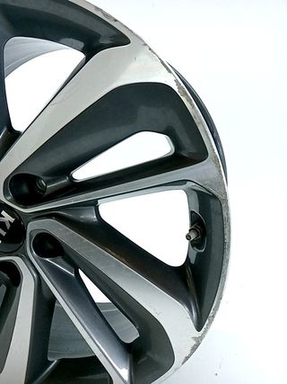 LLANTA KIA NIRO (8)
