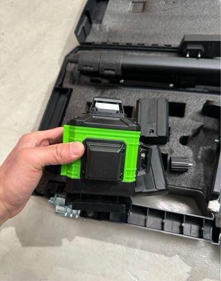 Nivel Láser Verde con Accesorios