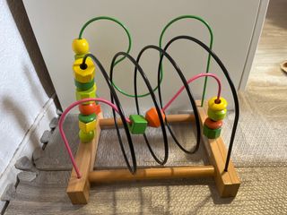 Juguete de madera Ikea para bebés