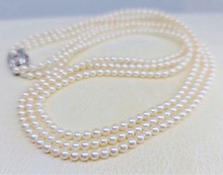 Collar Perlas Akoya baby Tasaki