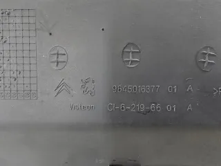 Moldura  citroen berlingo - peugeot partner