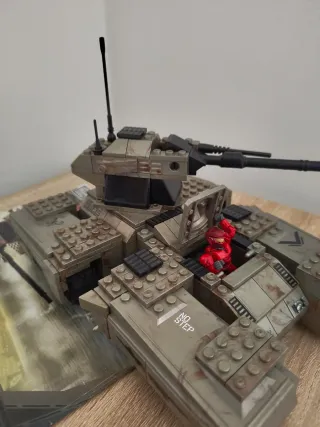 Mega Bloks - Halo - UNSC Scorpion.