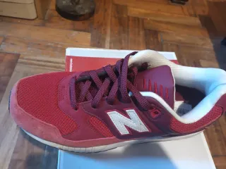 New Balance 530 Talla 44 Granate Nuevas