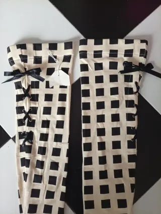 Medias altas de algodón