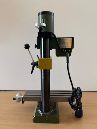 Fresadora de Precisión Proxxon FF 230 de 140 W