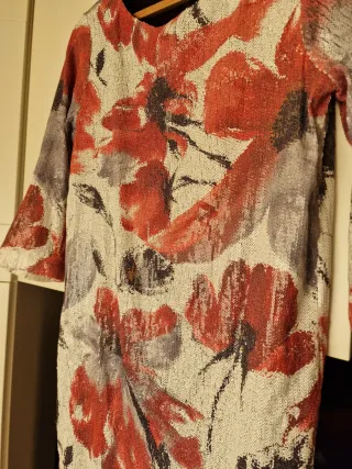 Vestido lentejuelas Zara fiesta