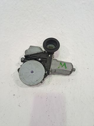 MOTOR ELEVALUNAS TRASERO DERECHO TOYOTA PRIUS (NHW30)