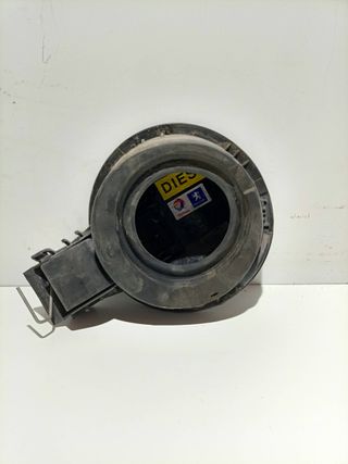 TAPA EXTERIOR COMBUSTIBLE PEUGEOT 308 (4)