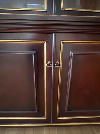 Vitrina Clásica Madera y Cristal