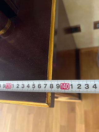 Vitrina Clásica Madera y Cristal