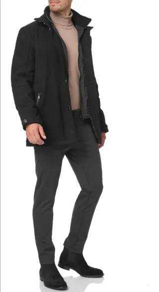 Abrigo Negro Indicode Talla L. Totalmente nuevo.