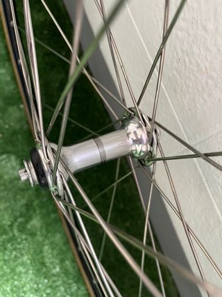 Ruedas Clásicas. Llantas Mavic y Bujes Campagnolo.
