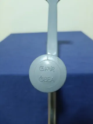 Muleta de antebrazo color gris