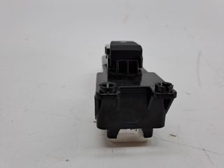 MANDO ELEVALUNAS TRASERO DERECHO HYUNDAI TUCSON (4)