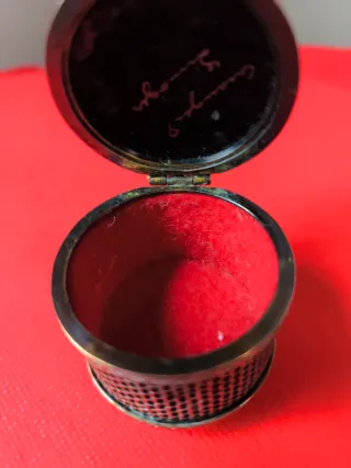 Caja joyero vintage floral de Limoges.