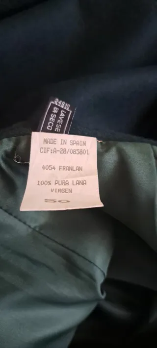 Traje Chaqueta verde con falda