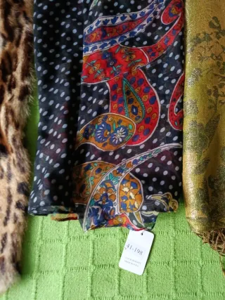 Lote 5 pañuelos cuello estampados