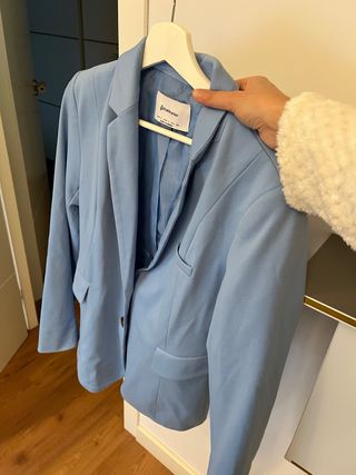 Americana Stradivarius azul talla L