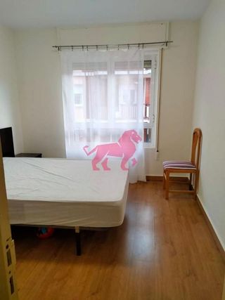 Piso en alquiler en San Mamés - La Palomera en León