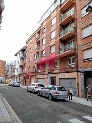 Piso en alquiler en San Mamés - La Palomera en León