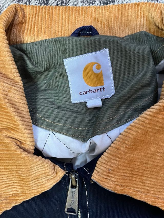 Carhartt Jacket – Reliable Style