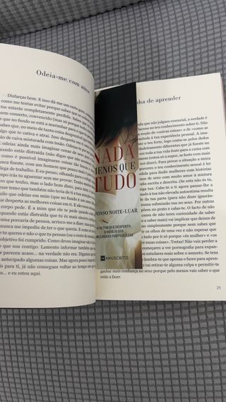 Nada Menos Que Tudo (Portuguese Edition)