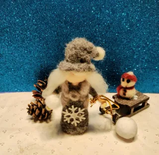 Muñeca Waldorf Invierno con trineo