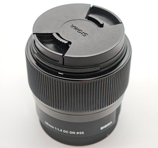 Objetivo Sigma 56mm 1:1.4 DC DN Sony E