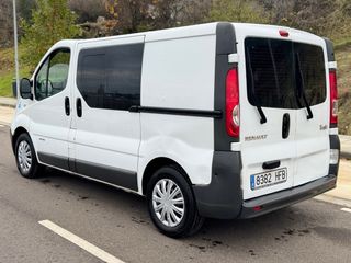 Renault Trafic PASSENGER 9 PLAZAS