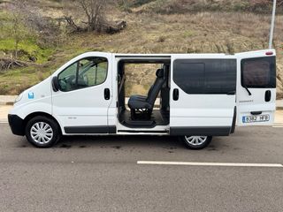 Renault Trafic PASSENGER 9 PLAZAS