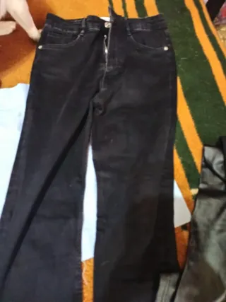 Pantalones negros de mujer