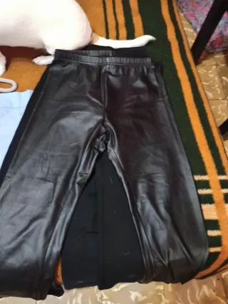 Pantalones negros de mujer