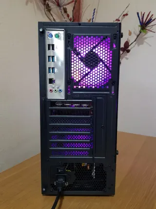 Pc Gaming Rx Vega 56 8Gb 14 Núcleos 32gb Ddr4