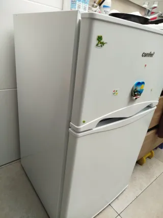 Nevera pequeña Comfee