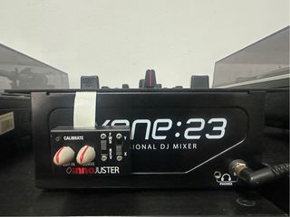 Mesa de mezclas Allen&Heath Xone:23 + Decksaver