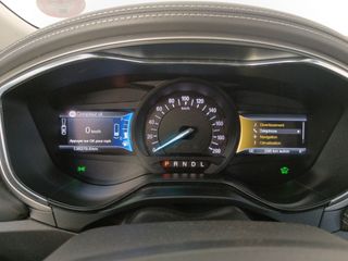 Ford Mondeo Vignale Hybrid