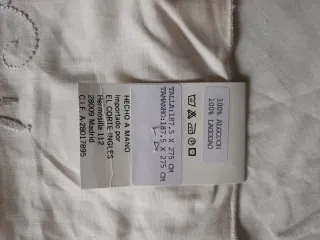 COLCHA BORDADA DE ALGODÓN 187x275