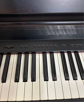 Piano Electrónico Negro