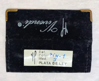 AGUJA SOLAPA EN PLATA CON FORMA DE PEINETA