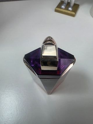 ENVASE - FIGURA  - ALIEN - MUGLER - RECARGABLE