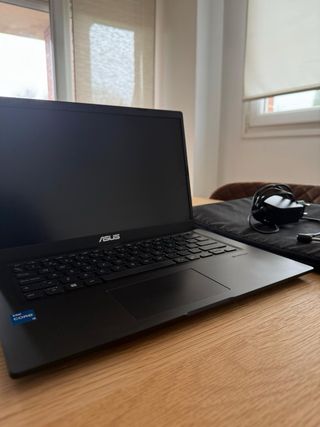 Portátil ASUS VivoBook X415EA Nero