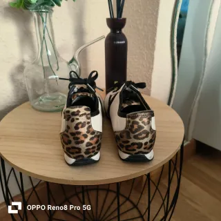 Zapatillas Munich Blancas y Leopardo