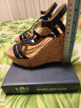 Sandalias Gloria Ortiz plataforma Azul Marino