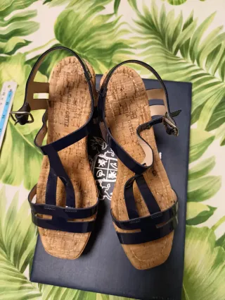 Sandalias Gloria Ortiz plataforma Azul Marino