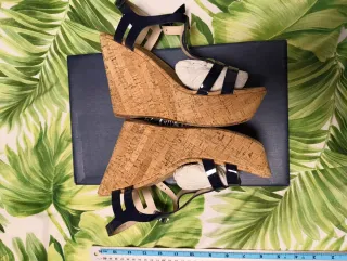 Sandalias Gloria Ortiz plataforma Azul Marino