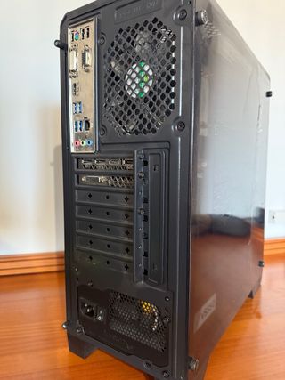 Caja PC Gaming Aerocool Negra