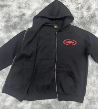 Chaqueta Corteiz Negra y Roja Cremallera