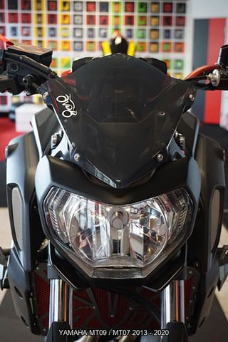 Óptica / Faro YAMAHA MT09 / MT07 2013 - 2020