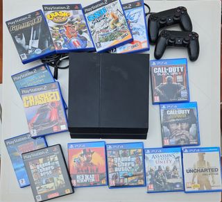PS4 con 2 mandos y 12 juegos